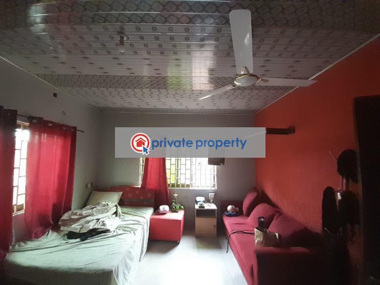 4 bedroom Detached Bungalow For Sale &nbsp;ut Estates Road Junction oyibi. Accra - 13