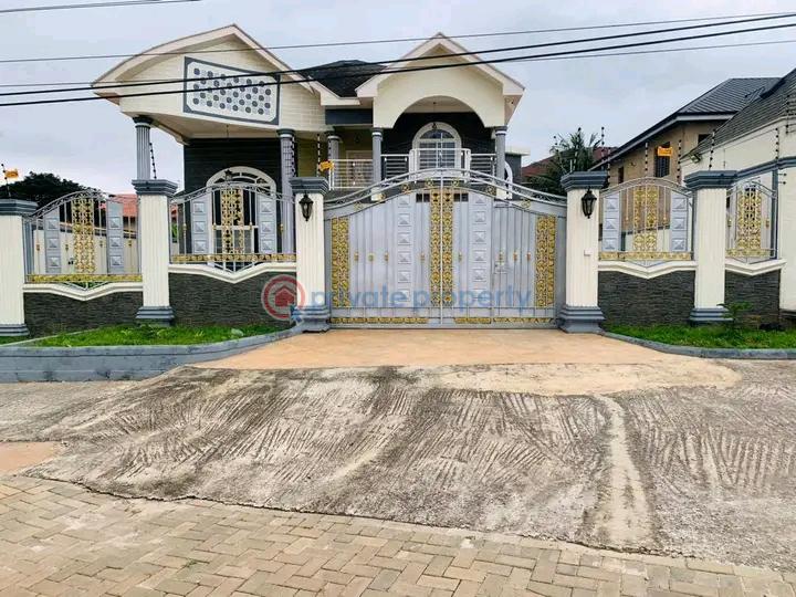 4 bedroom House For Rent East Legon Accra - 2