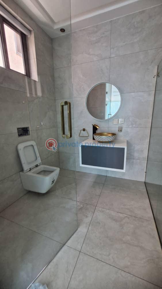 4 bedroom House For Sale 69 Junction School Junction Adjiringanor East Legon Accra - 1