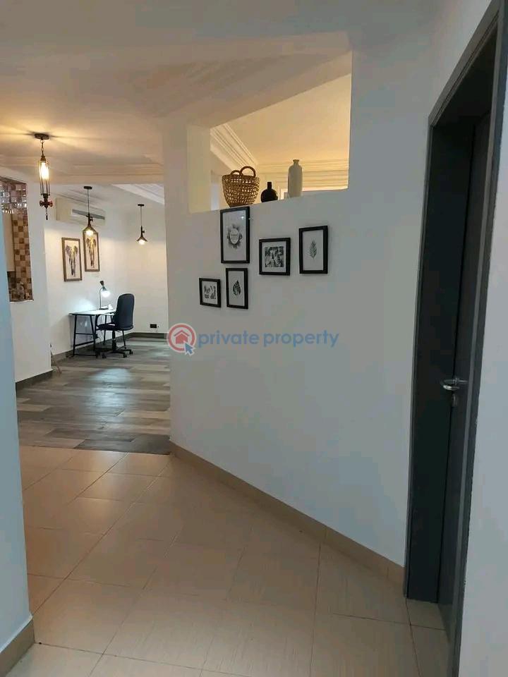 3 bedroom Apartment Short let East Airport Airport Residential Area Accra - 3