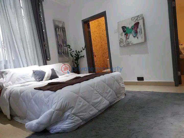 3 bedroom Apartment Short let East Airport Airport Residential Area Accra - 0
