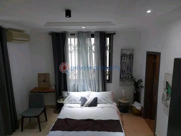 3 bedroom Apartment Short let East Airport Airport Residential Area Accra - 1