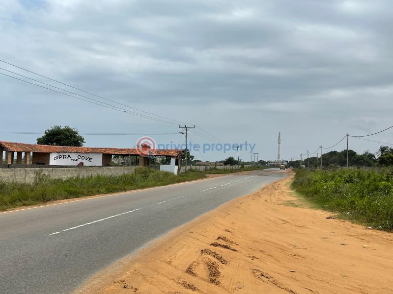 Mixed use Land For Sale Beach Lane Solomon's Court Prampram Ningo Prampram District Accra - 0