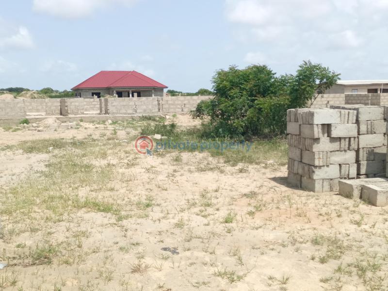 Mixed use Land For Sale Beach Lane Solomon's Court Prampram Ningo Prampram District Accra - 1