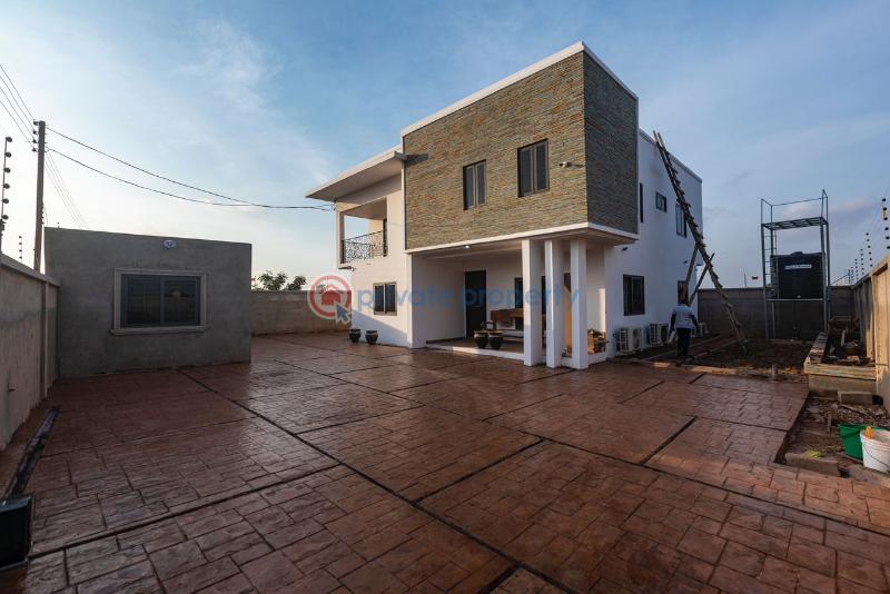 4 bedroom House For Sale Gate East Legon Hills Accra - 0