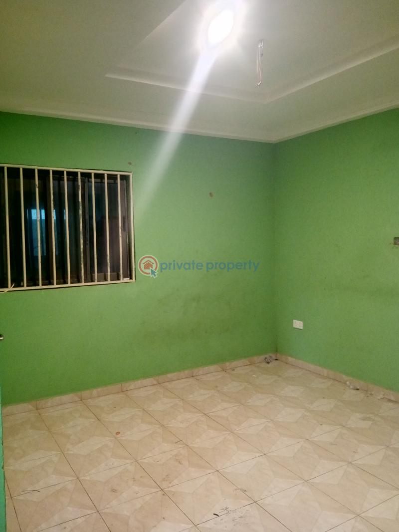 1 bedroom Single Room Self Contained For Rent Kasoa New Market Junction Down Lamptey Mills Kasoa Awutu-Senya East Central Region - 3
