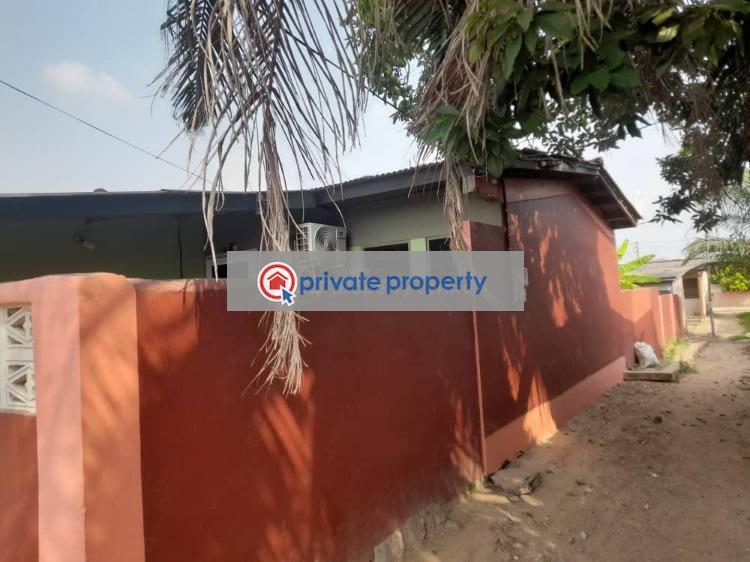 1 bedroom Detached Bungalow For Sale &nbsp;tema Community 11 Accra Metropolitan  - 3
