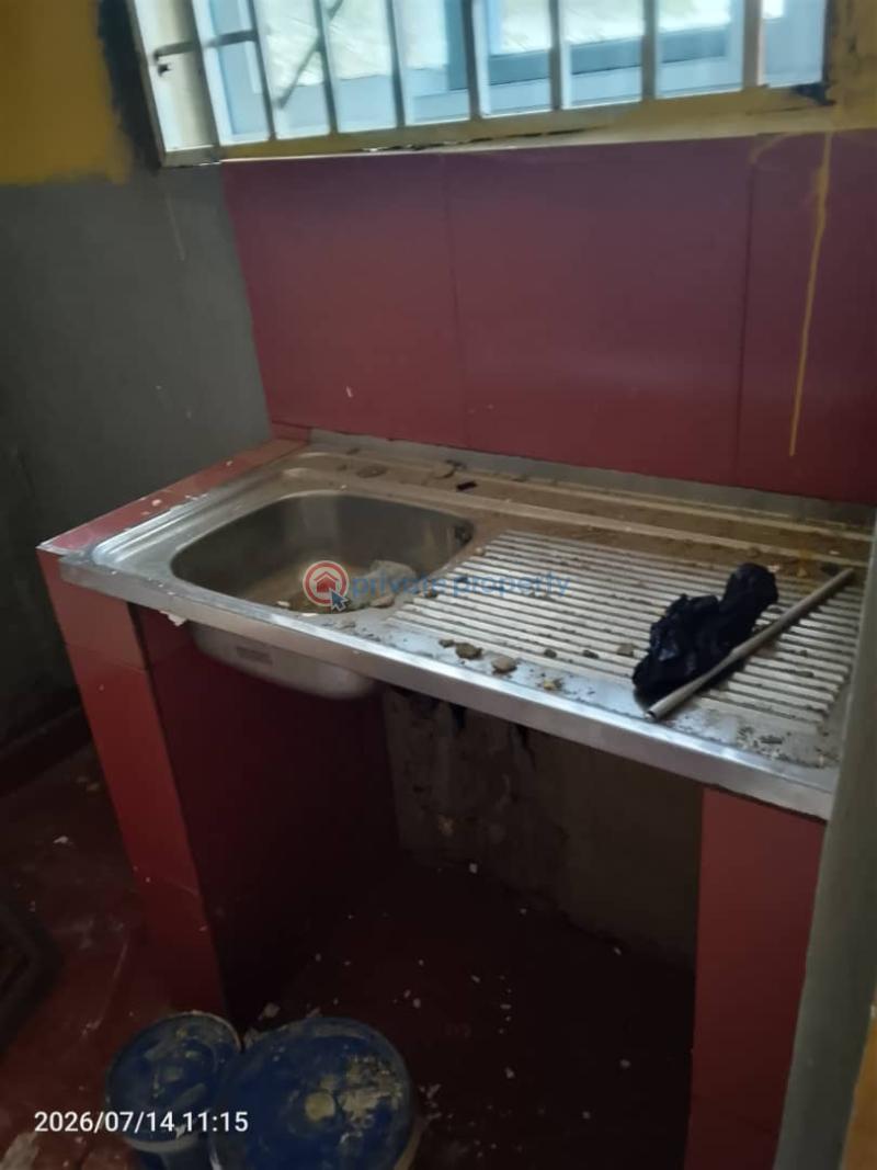 1 bedroom Single Room Self Contained For Rent Teshie Bushroad Teshie-Nungua Estates Accra - 14