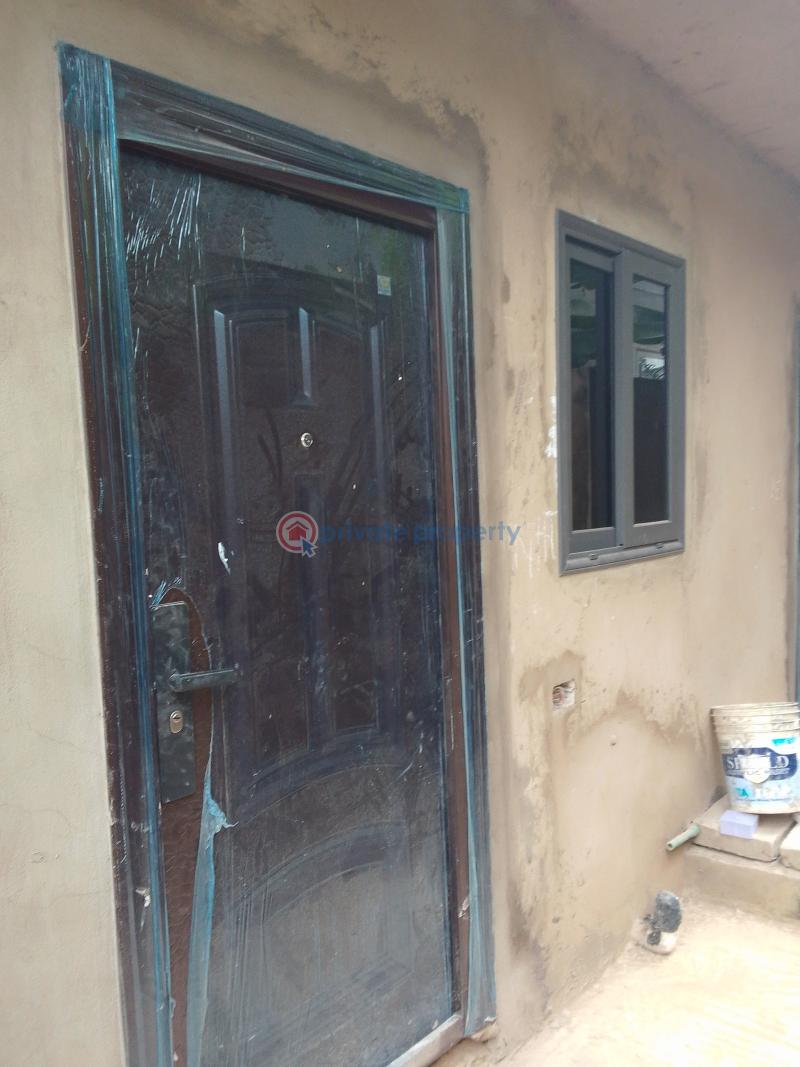 1 bedroom Apartment For Rent Bushroad Police Station Teshie-Nungua Estates Accra - 8