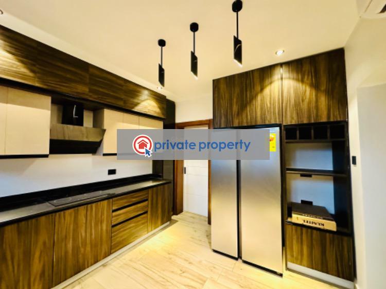 4 bedroom Townhouse For Sale &nbsp;dzorwulu Accra Metropolitan  - 13