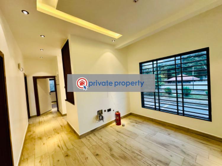 4 bedroom Townhouse For Sale &nbsp;dzorwulu Accra Metropolitan  - 19