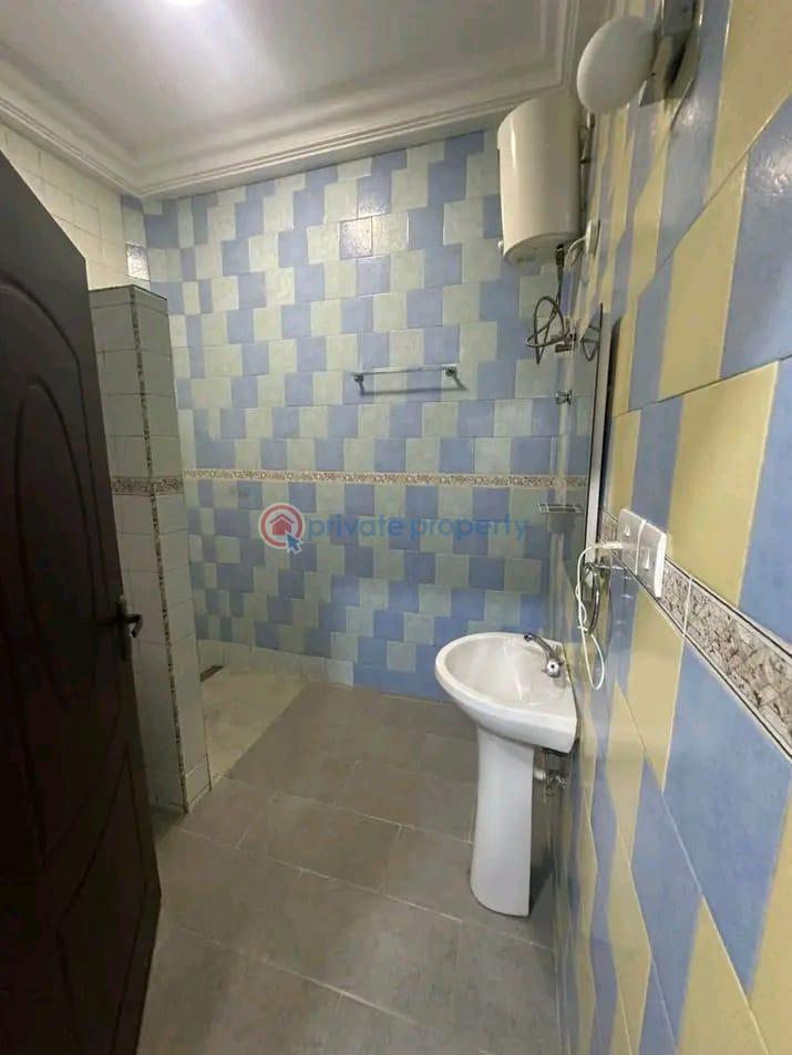 2 bedroom House For Sale Community 25 Tema Accra - 6