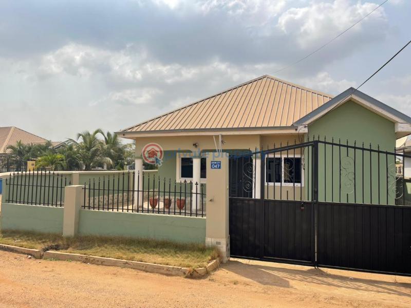 2 bedroom House For Sale Community 25 Tema Accra - 0