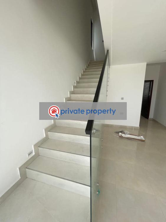 3 bedroom House For Sale &nbsp;east Airport Tse Addo Accra - 3