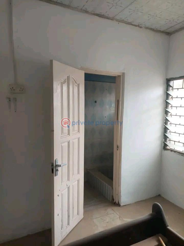 3 bedroom House For Sale Achimota Accra - 2