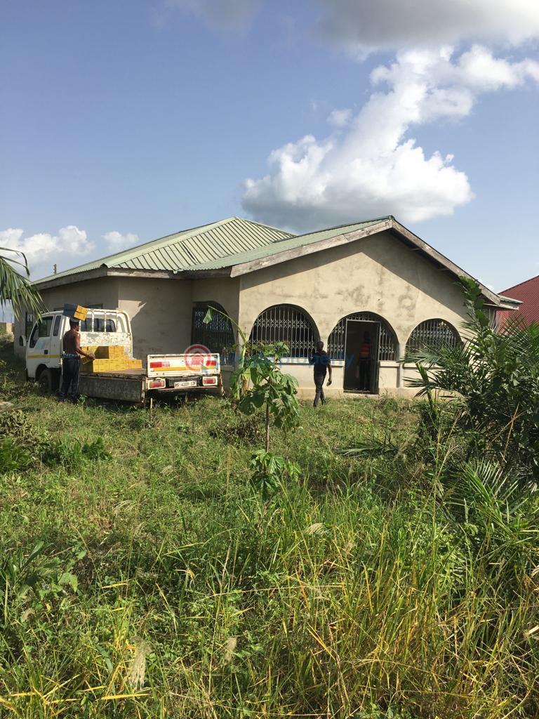 4 bedroom House For Sale Abuakwa Sepaase After Abuakwa Agogo. Atwima Nwabiagya Ashanti - 6