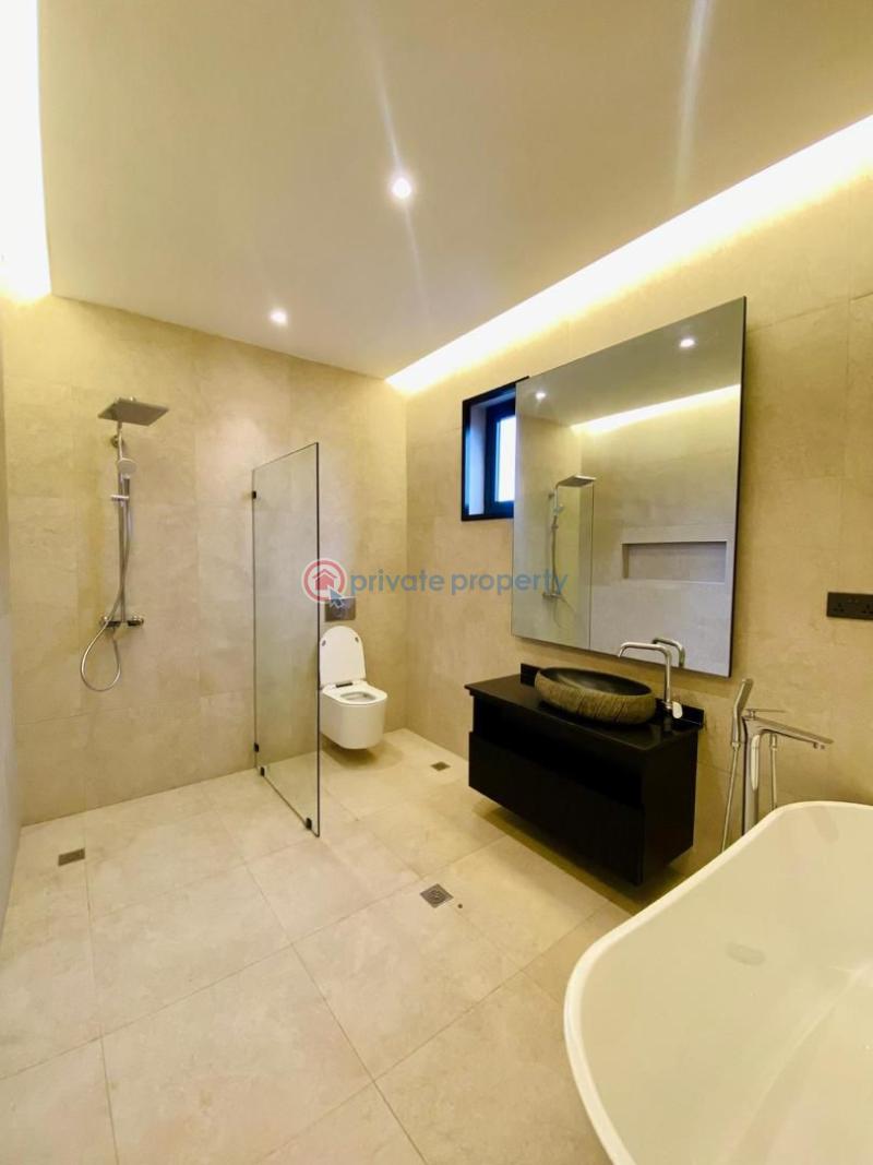 5 bedroom House For Sale Dzorwulu Accra - 11