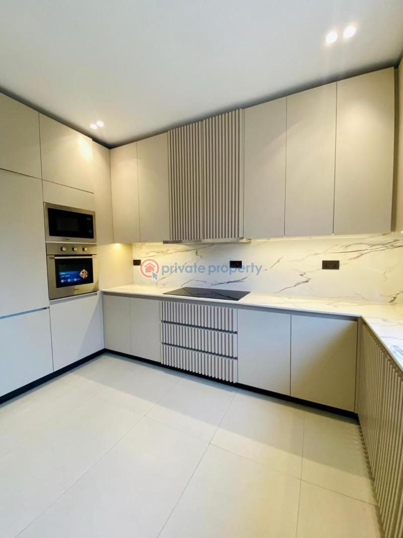 5 bedroom House For Sale Dzorwulu Accra - 5