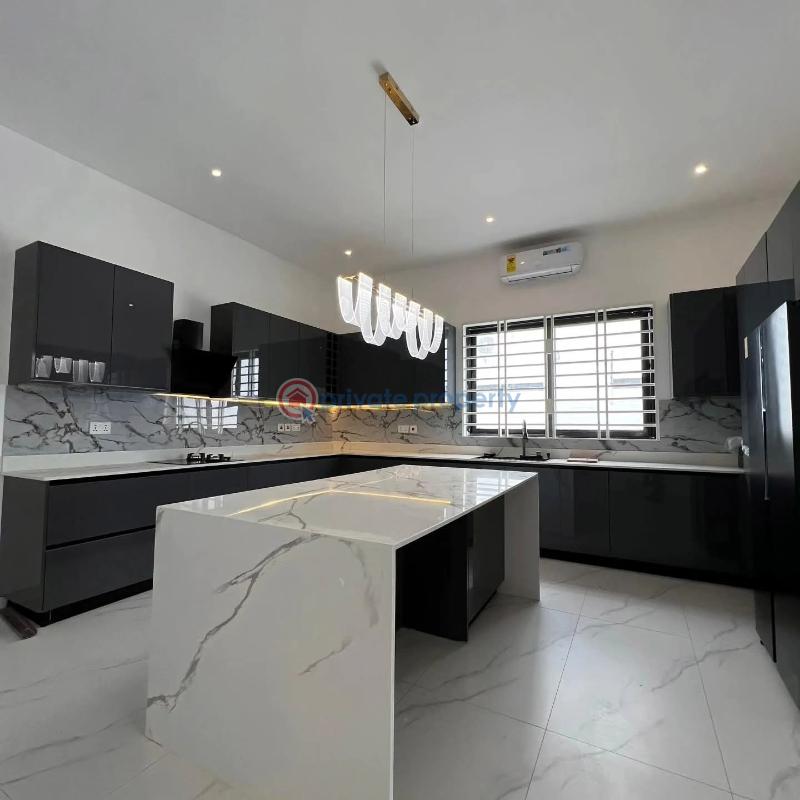 5 bedroom House For Sale Sakumono Spintex Accra - 5