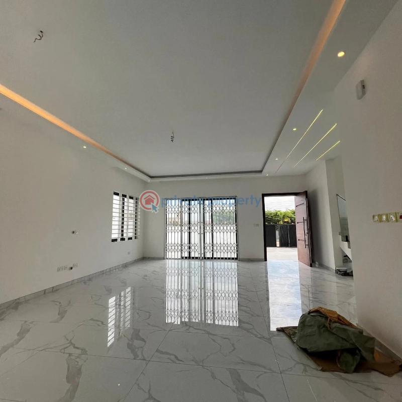 5 bedroom House For Sale Sakumono Spintex Accra - 2