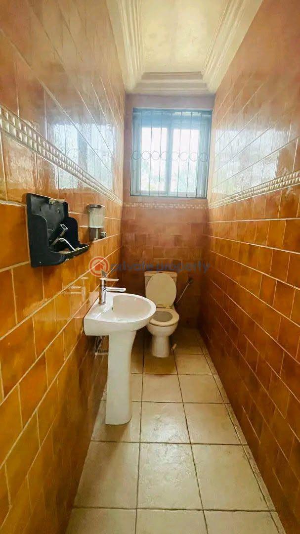 5 bedroom House For Rent North Legon Accra - 5