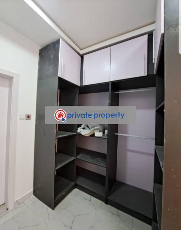 4 bedroom Townhouse For Sale &nbsp;community 16, Few Dist. To Junction Mall Shoprite Not Far From Gt Ban Spintex Accra - 4