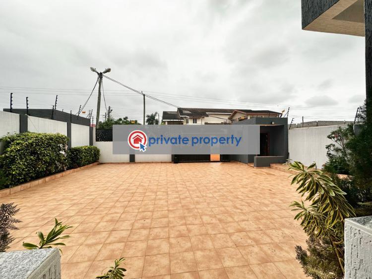 5 bedroom House For Sale &nbsp;east Airport Airport Residential Area Accra - 12