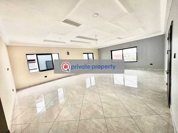 5 bedroom House For Sale &nbsp;east Airport Airport Residential Area Accra - 7