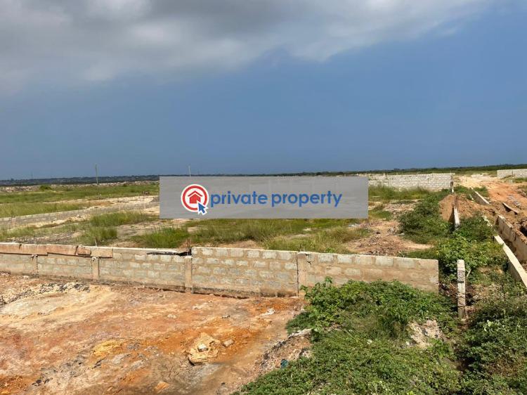 Mixed use Land For Sale &nbsp;few Mins Drive From Adom Estate Community 25 Tema Accra - 1