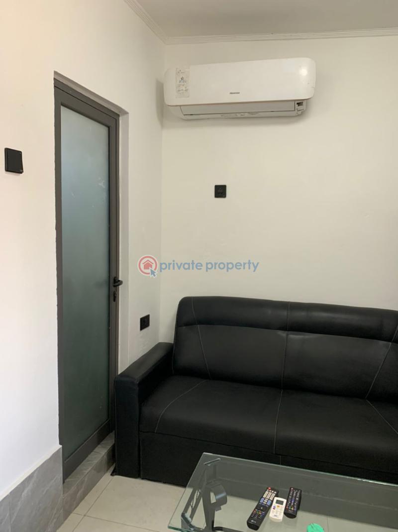1 bedroom Apartment For Rent The Browns Realtor ,osu Oxford Street Osu Accra - 4