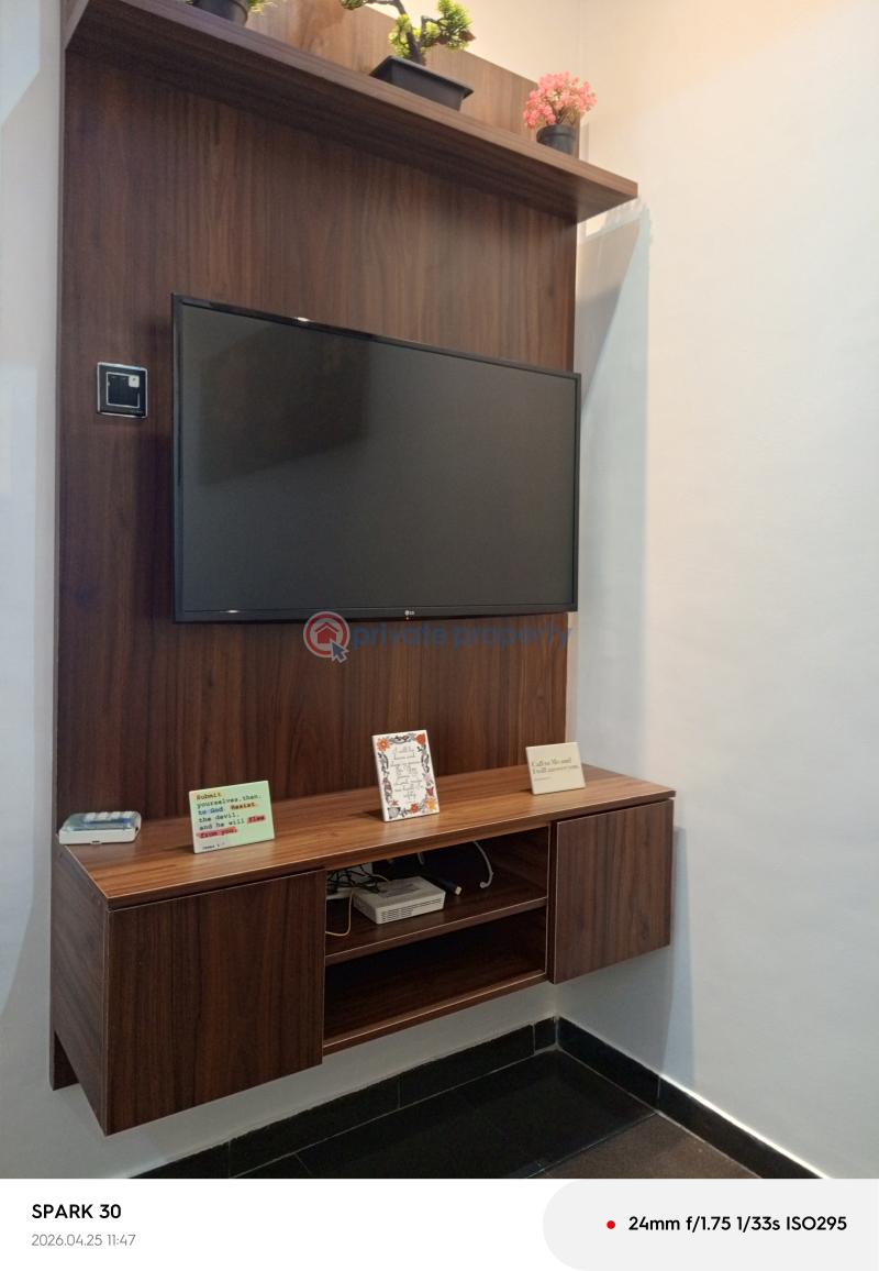 1 bedroom House For Rent The Browns Realtor ,osu Oxford Street Osu Accra - 3