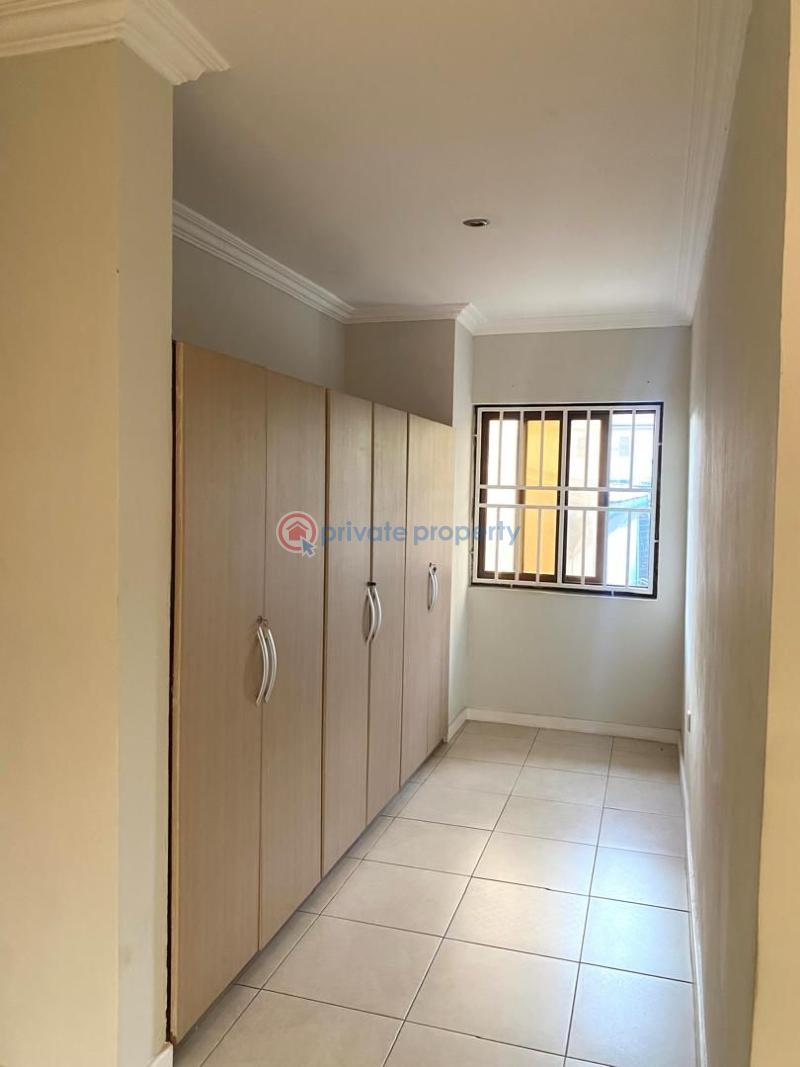 3 bedroom House For Rent Cfc Estate Accra. Cfc Estate Achimota Accra - 8