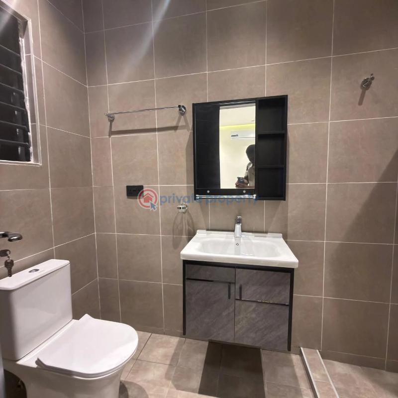 3 bedroom House For Sale New Legon Lakeside Estates. Adenta Municipal Accra - 12