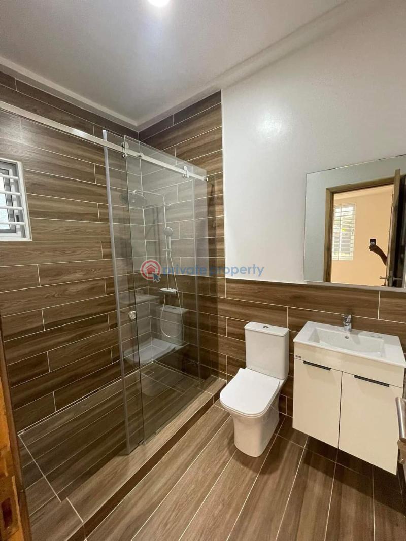 3 bedroom Detached Bungalow For Sale Ayi Mensah After Oyarifa Adenta Municipal Accra - 9