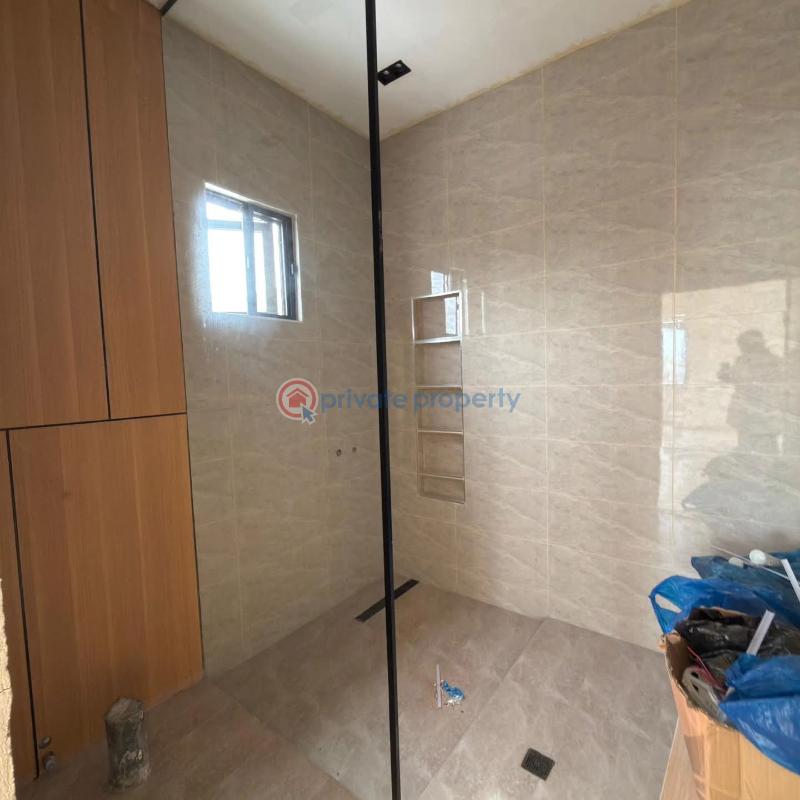3 bedroom House For Sale Lakeside Estate Adenta Municipal Accra - 13