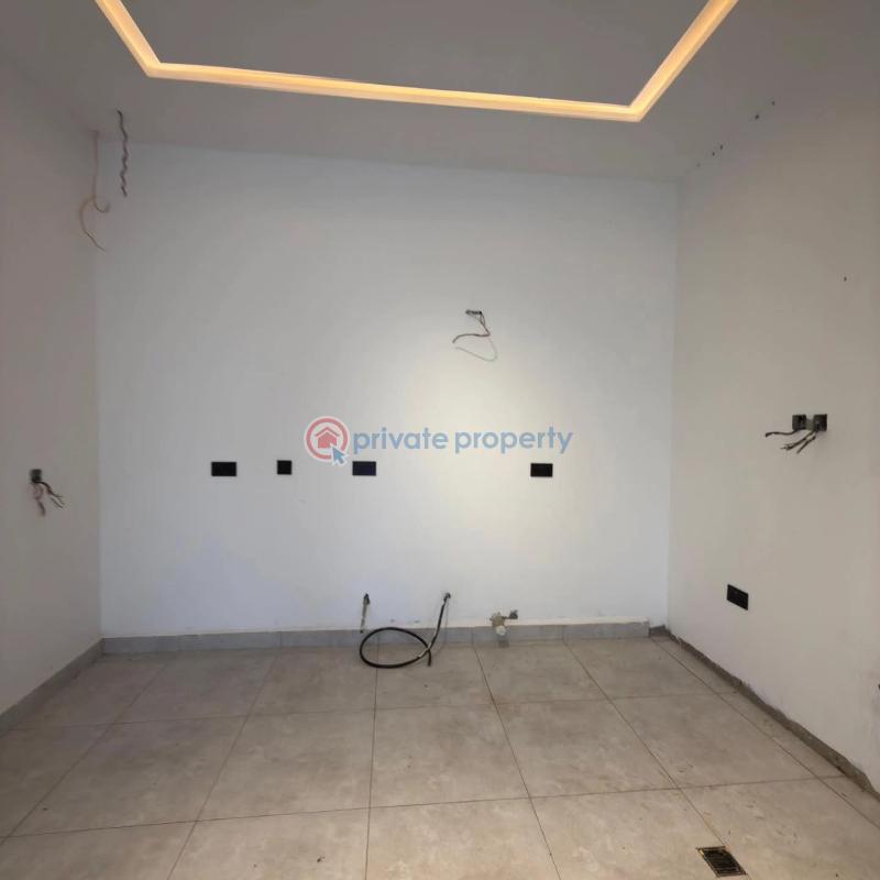 3 bedroom House For Sale Lakeside Estate Adenta Municipal Accra - 8