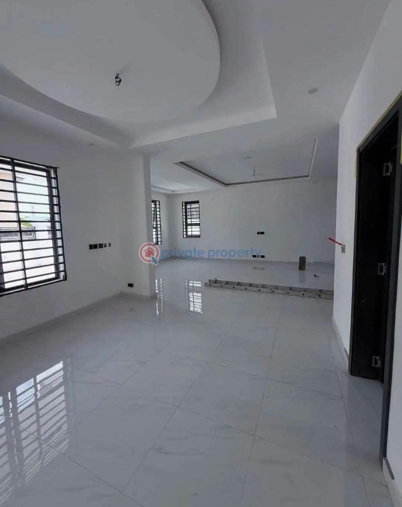 3 bedroom House For Sale Com 16 Spintex Road Accra - 3