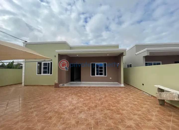 4 bedroom House For Sale Comm 18 Spintex Accra - 10