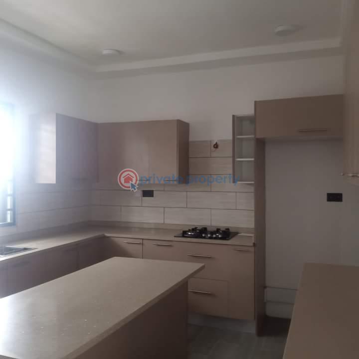 4 bedroom House For Sale Comm 18 Spintex Accra - 7