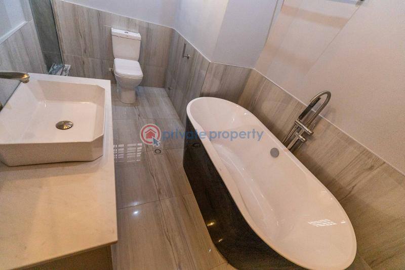 3 bedroom House For Sale Sakumono Spintex Accra - 14