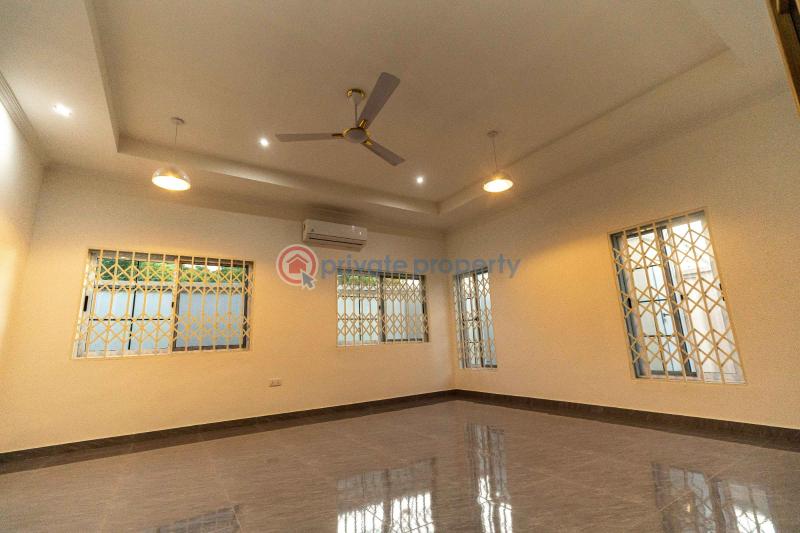 3 bedroom House For Sale Sakumono Spintex Accra - 7