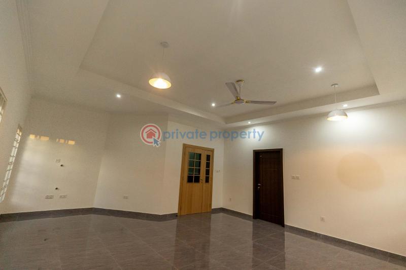 3 bedroom House For Sale Sakumono Spintex Accra - 8