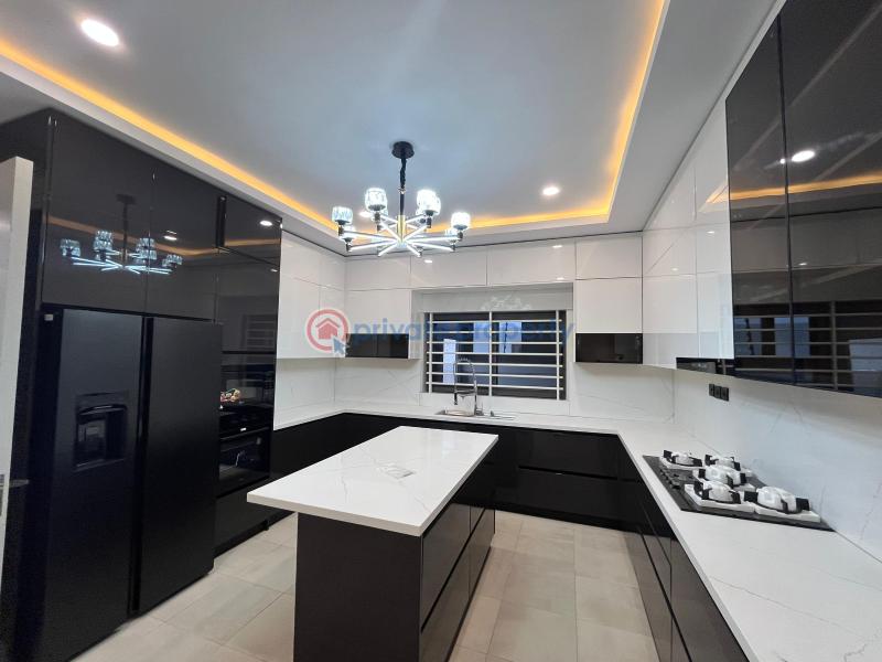 4 bedroom House For Rent Vida Cafe Abelemkpe Accra - 3
