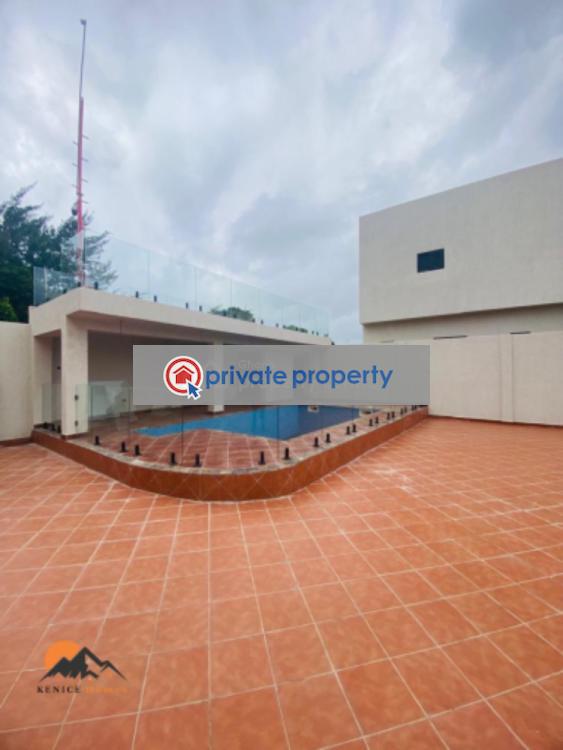 5 bedroom Townhouse For Sale Spintex Accra - 9