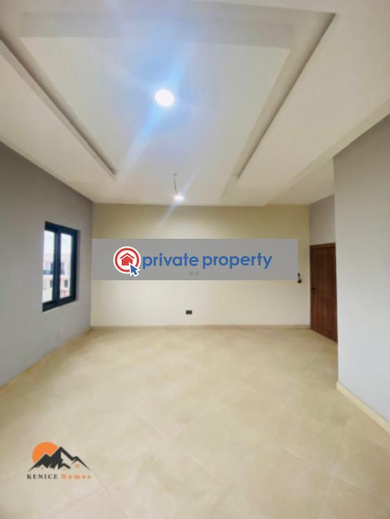 5 bedroom Townhouse For Sale Spintex Accra - 3
