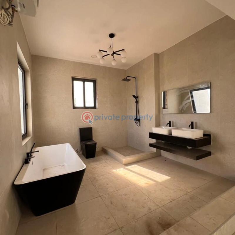 4 bedroom House For Sale Lakeside Estates. Adenta Municipal Accra - 9
