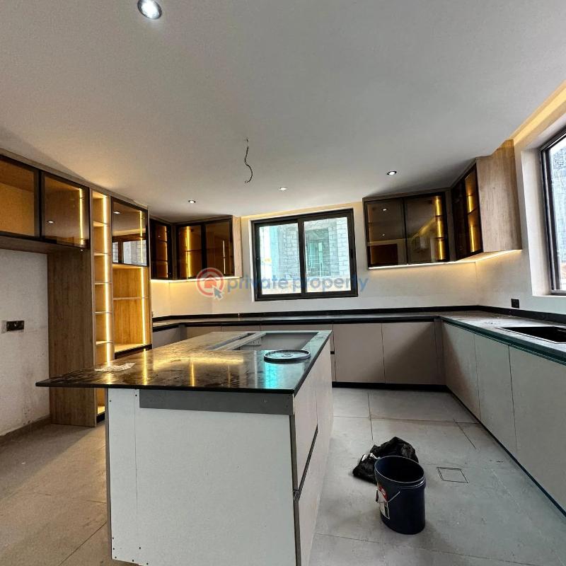 4 bedroom House For Sale Accra Ghana Cantonments  - 3