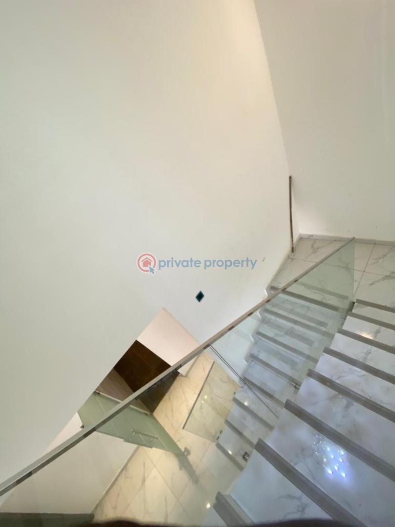 4 bedroom Detached Duplex For Sale Tantra Hills Close To The Achimota Mall Accra - 8