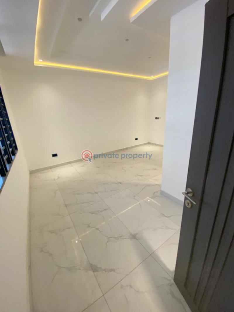 4 bedroom Detached Duplex For Sale Tantra Hills Close To The Achimota Mall Accra - 6