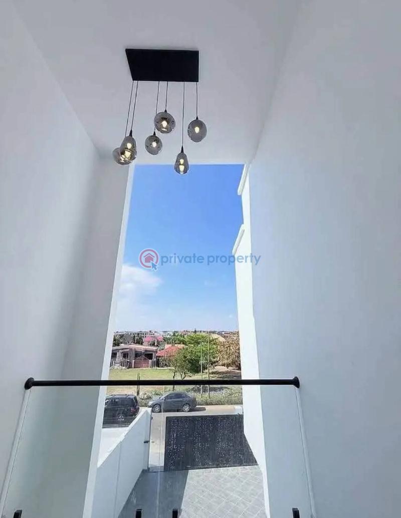 4 bedroom House For Sale Sakumono Estates Sakumono Spintex Accra - 3